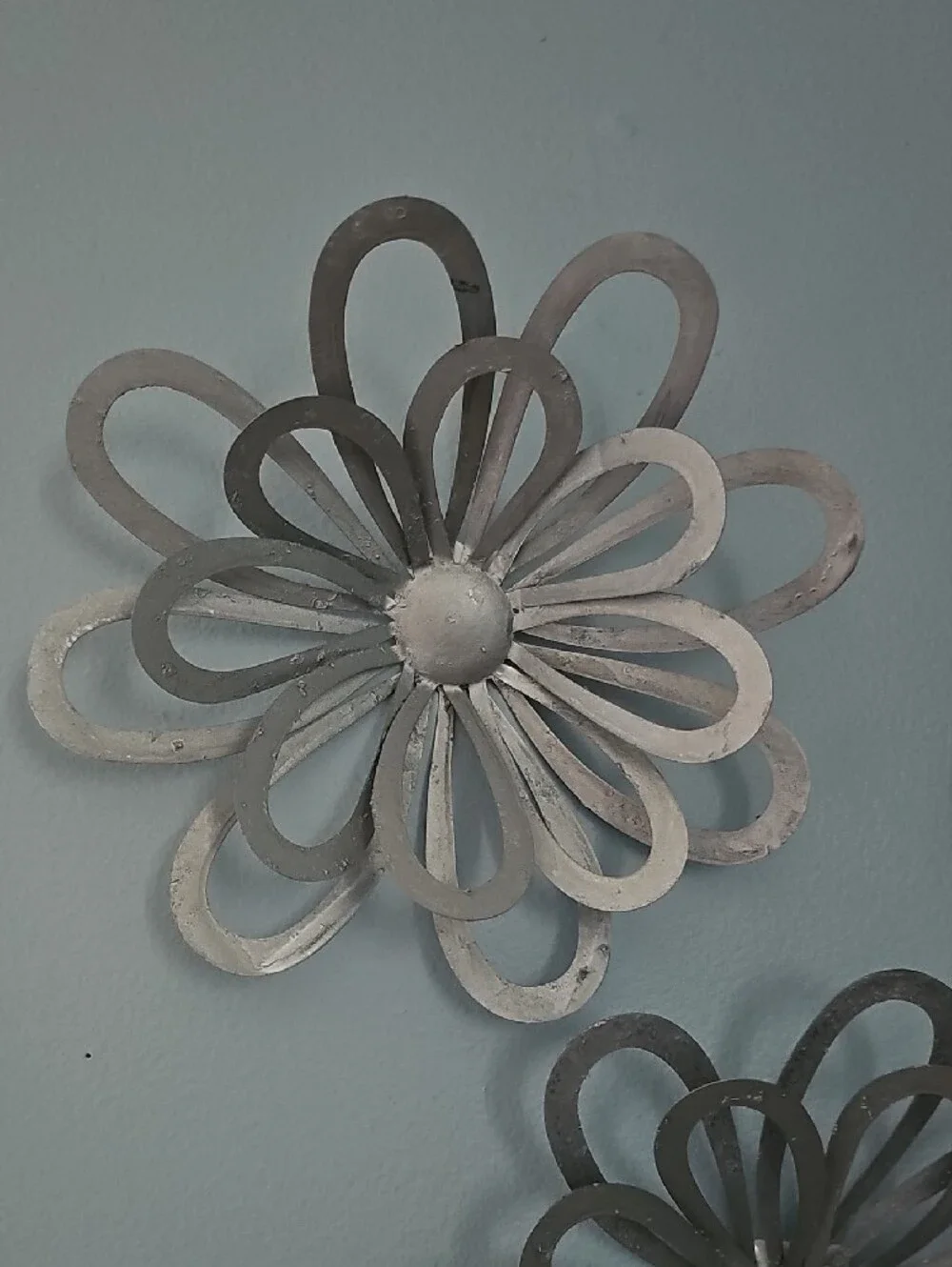 Metal Flower Wall Décor Set - Silver